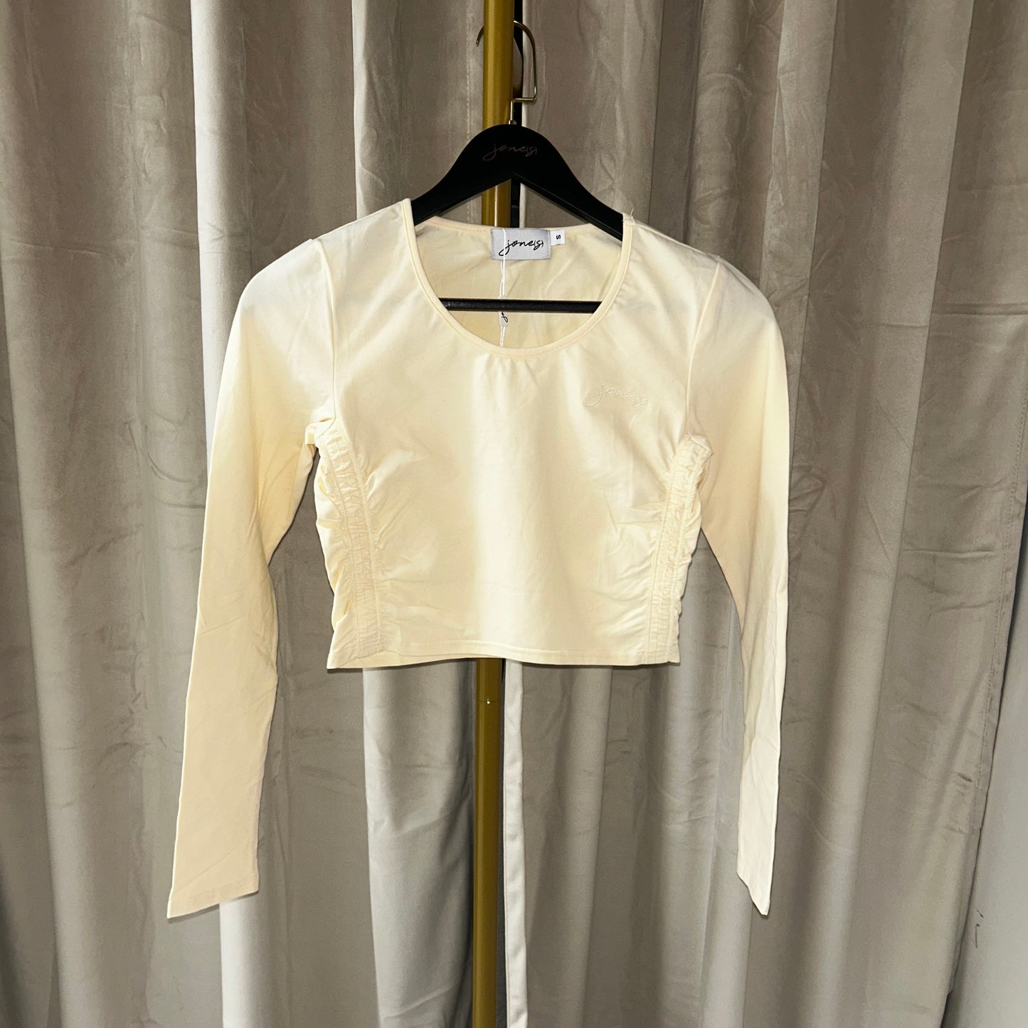 jone(s) Women's Crop Cinched Long Sleeve Tee Cream