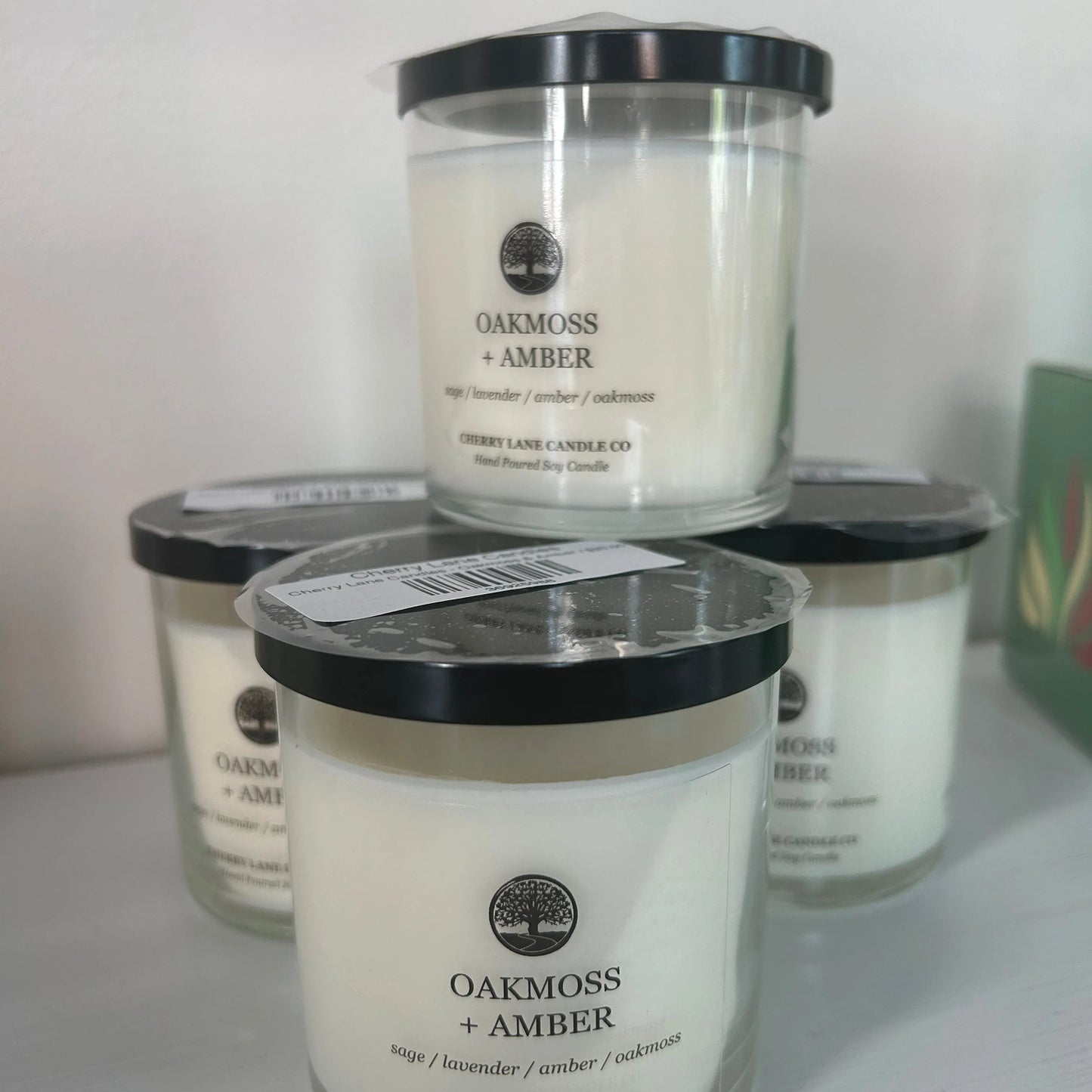 Cherry Lane Candles - Oakmoss & Amber