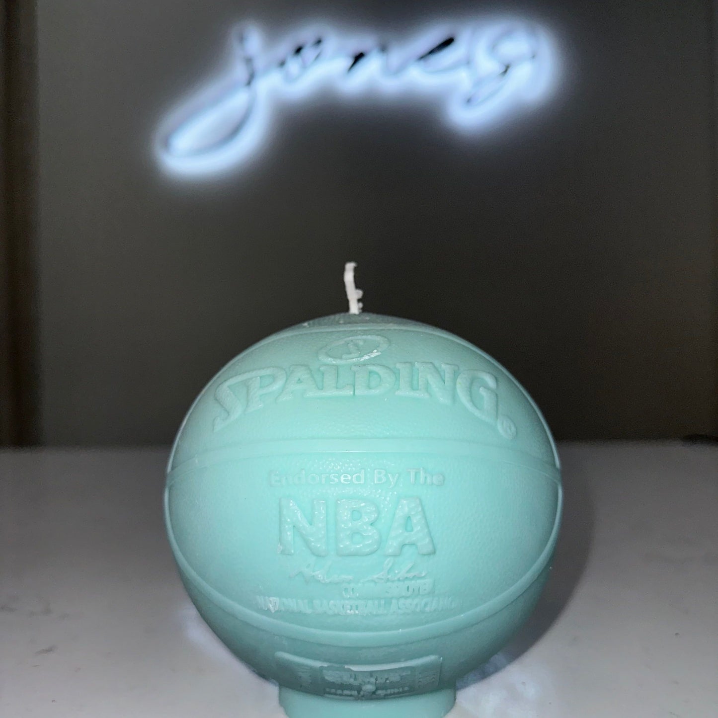 Candeluxe Luxury Candles - Basketball