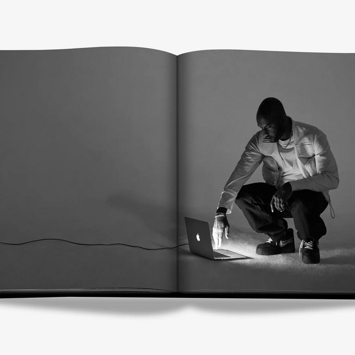 ASSOULINE LOUIS VUITTON: VIRGIL ABLOH (Classic Balloon Cover) CLASSIC BOOK
